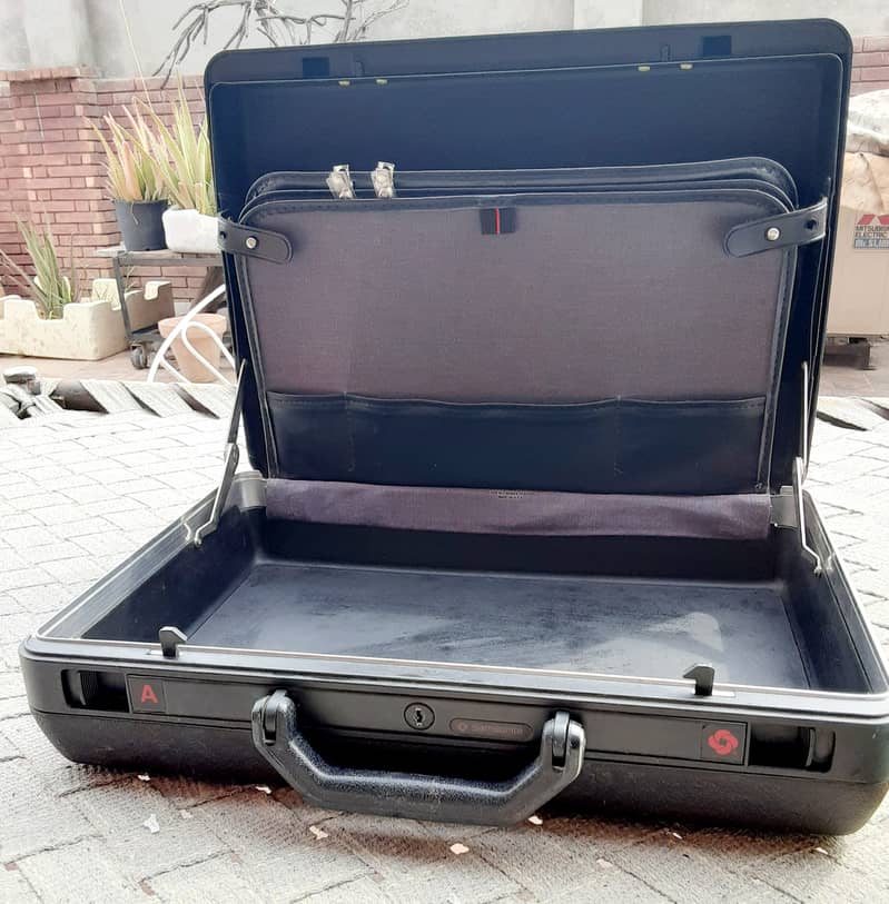Briefcase Samsonite 2