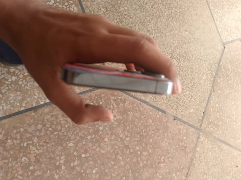 Apple iPhone X 3