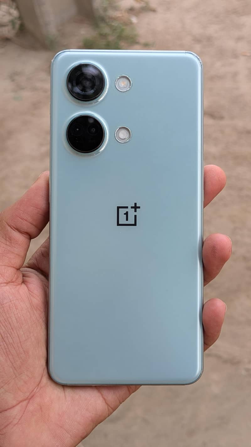 One Plus Ace 2V 0