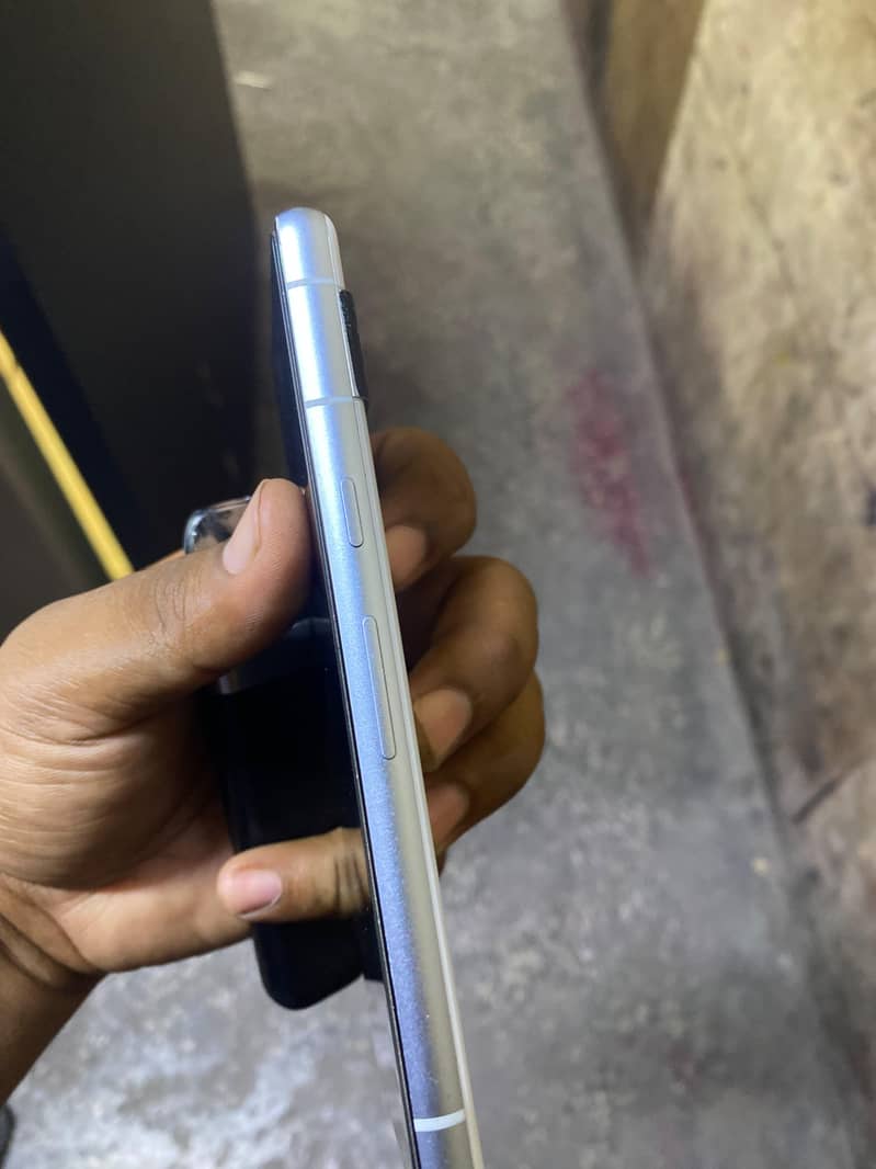 Google Pixel 7a 6
