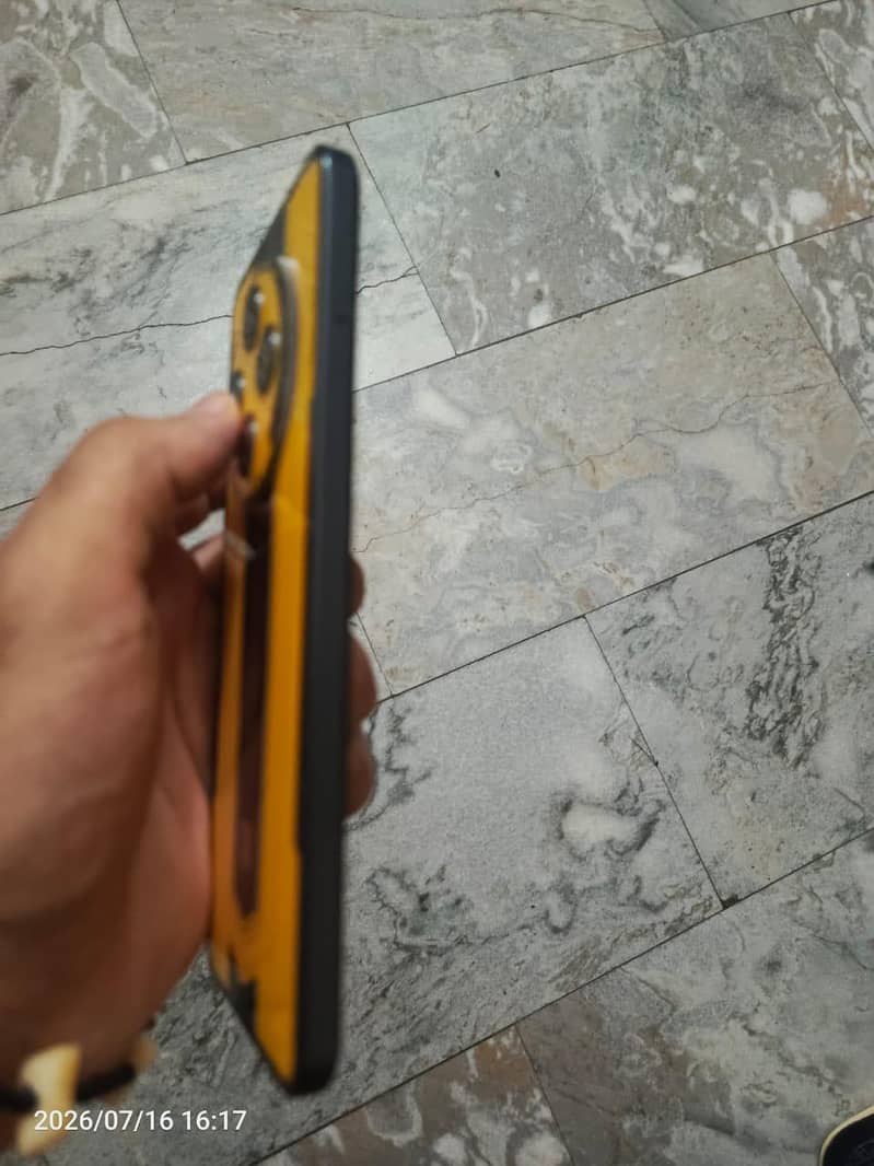 Tecno 0