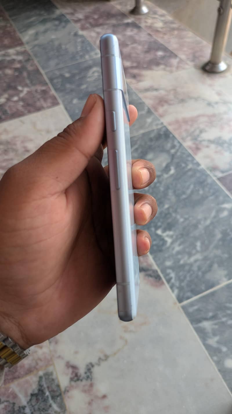 Google Pixel 7a 5