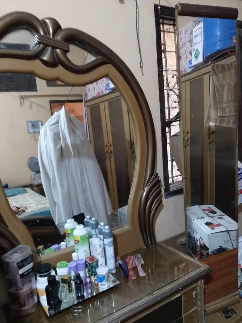 Dressing Table 2