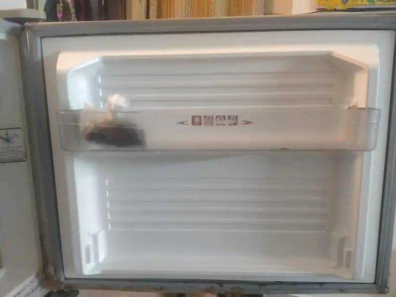 Dawlance Fridge 0