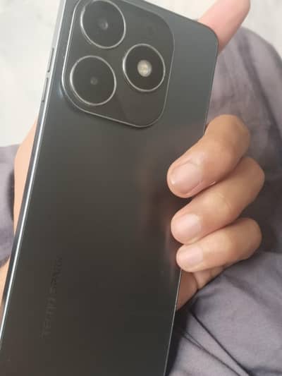 Tecno Spark 20