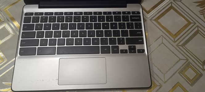 Dell Chromebook 4GB RAM / 16 GB Storage - Excellent Condition