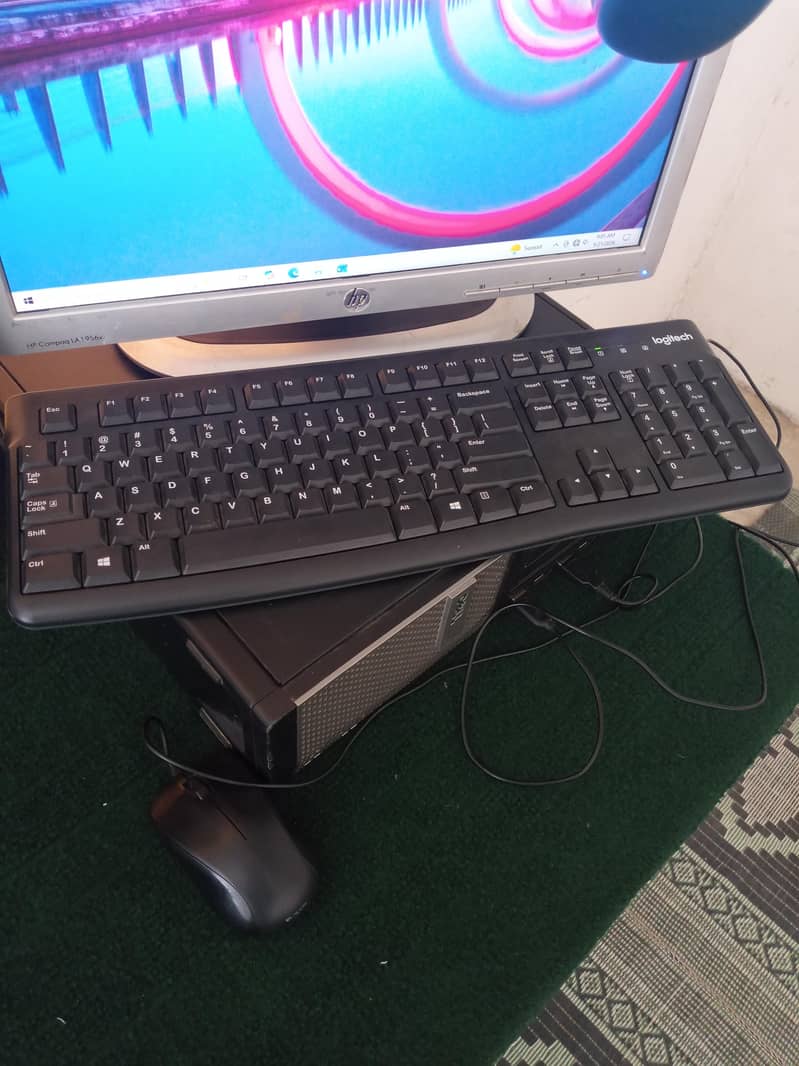 Dell Complete Computer Set | Fast Performance | Excellent Condition 6