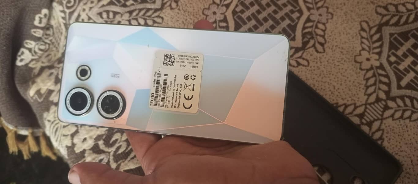 Tecno camon 20 pro 0
