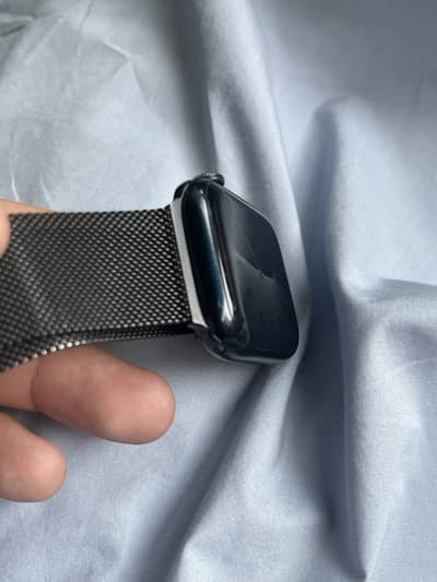 Apple watch series 8