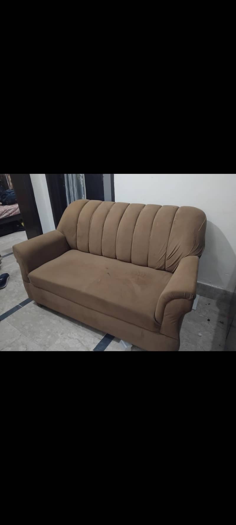 2 seater   2 sofas 1
