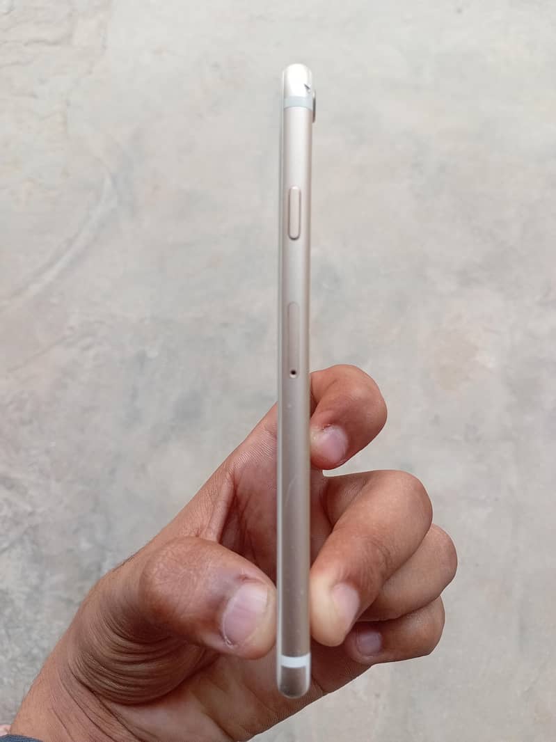 Apple iPhone 6 2