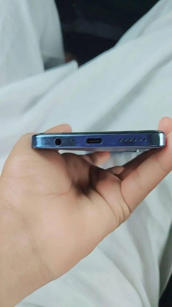 Tecno CAMON 20 3