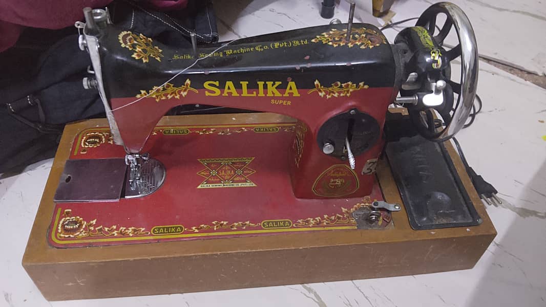 Salika sewing machine 2