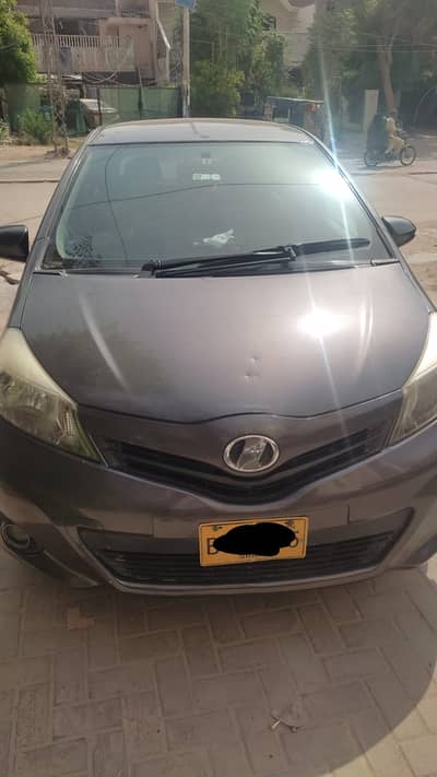 Toyota Vitz 2013