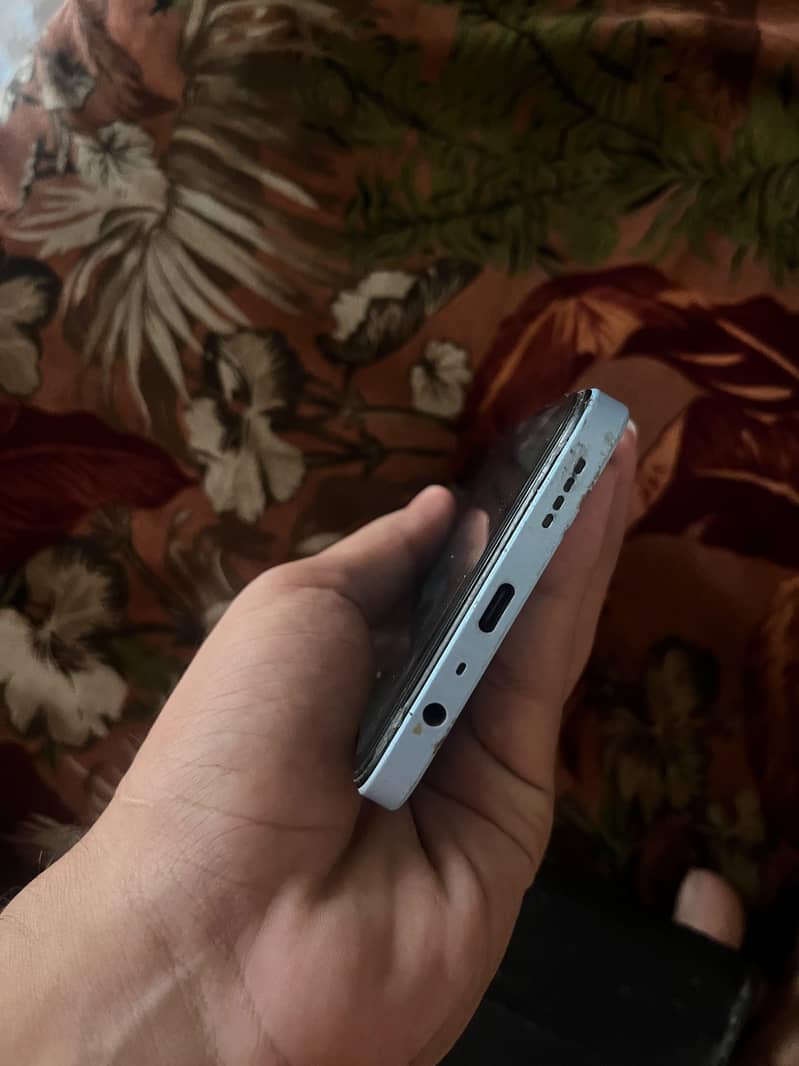 Realme Note 50 4