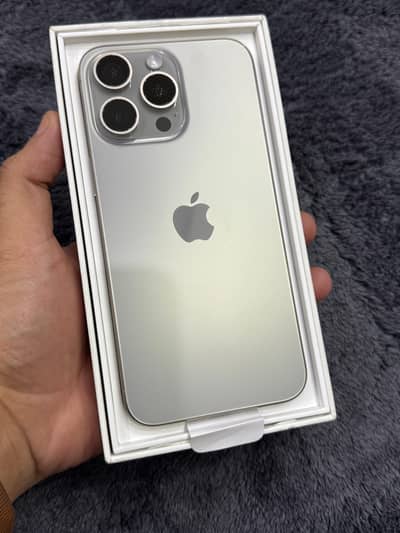Apple iPhone 15 Pro Max