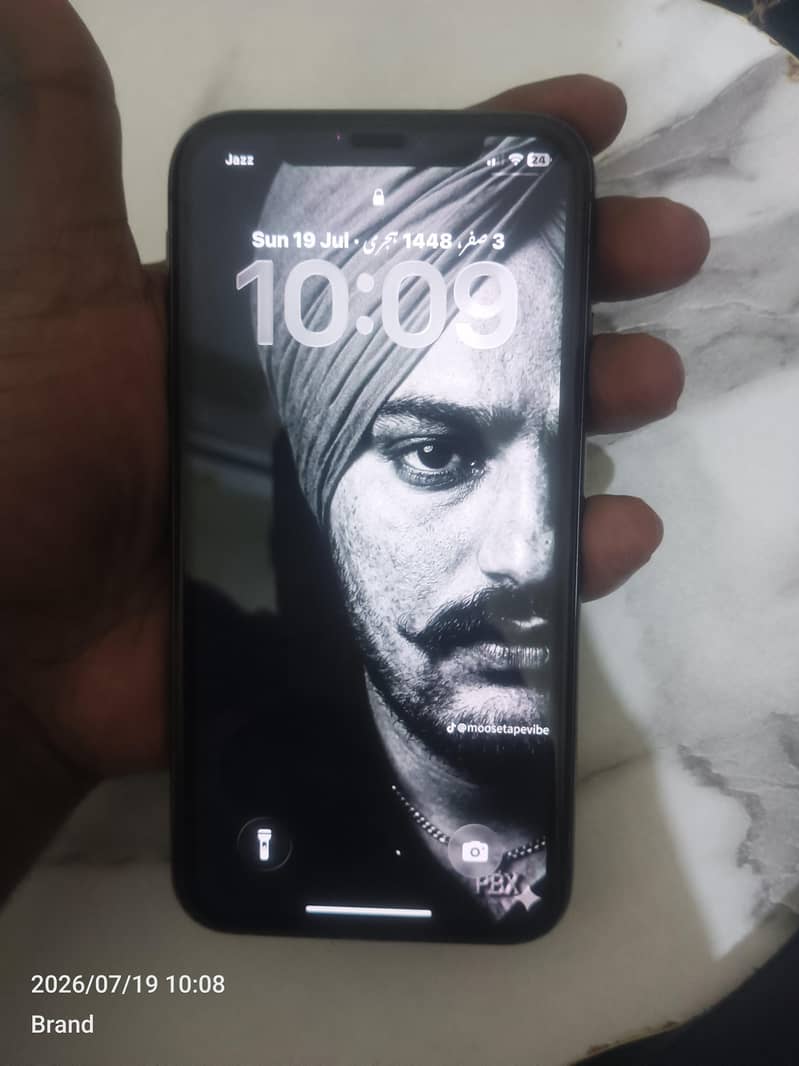 Apple iPhone 11 8