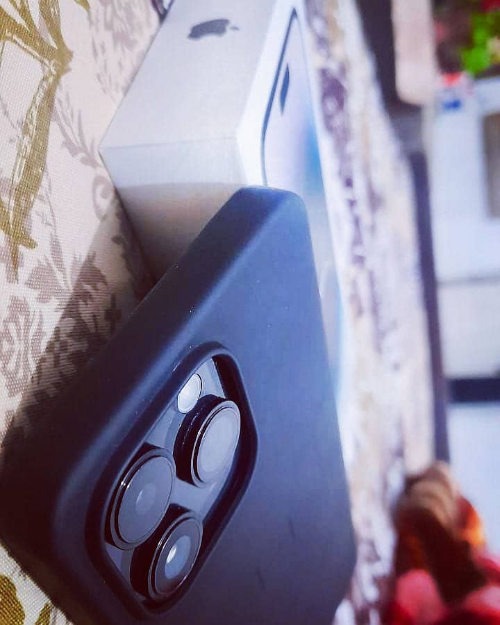 Apple 0