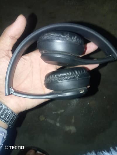 p47 head phone