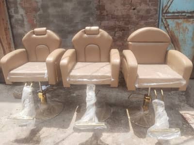 Barber chair/Cutting chair/ Shampoo unit/Trolly/Saloon Furniture.