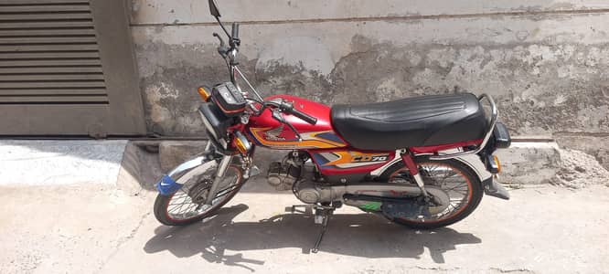 urgently sale Honda CD 70 Like new bike 100% original condition