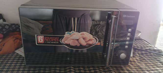microwave oven