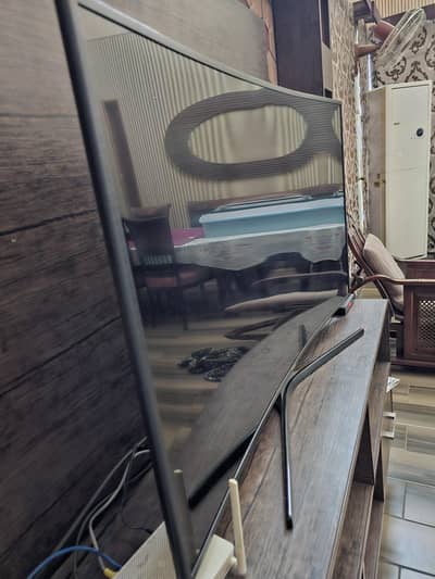 Samsung 55" UHD 4K Curved Smart LED TV (Model: UA55KU7350R).
