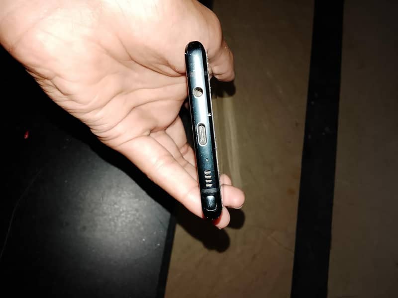Samsung Mobile Note 9 3