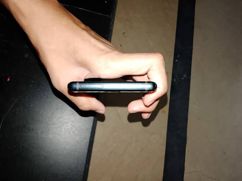 Samsung Mobile Note 9 5