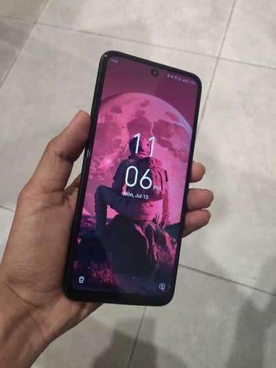 Infinix Hot 12