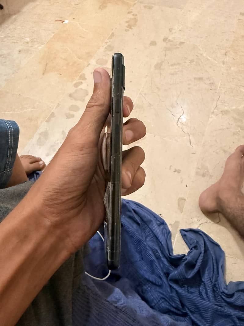 Google Pixel 6a 5