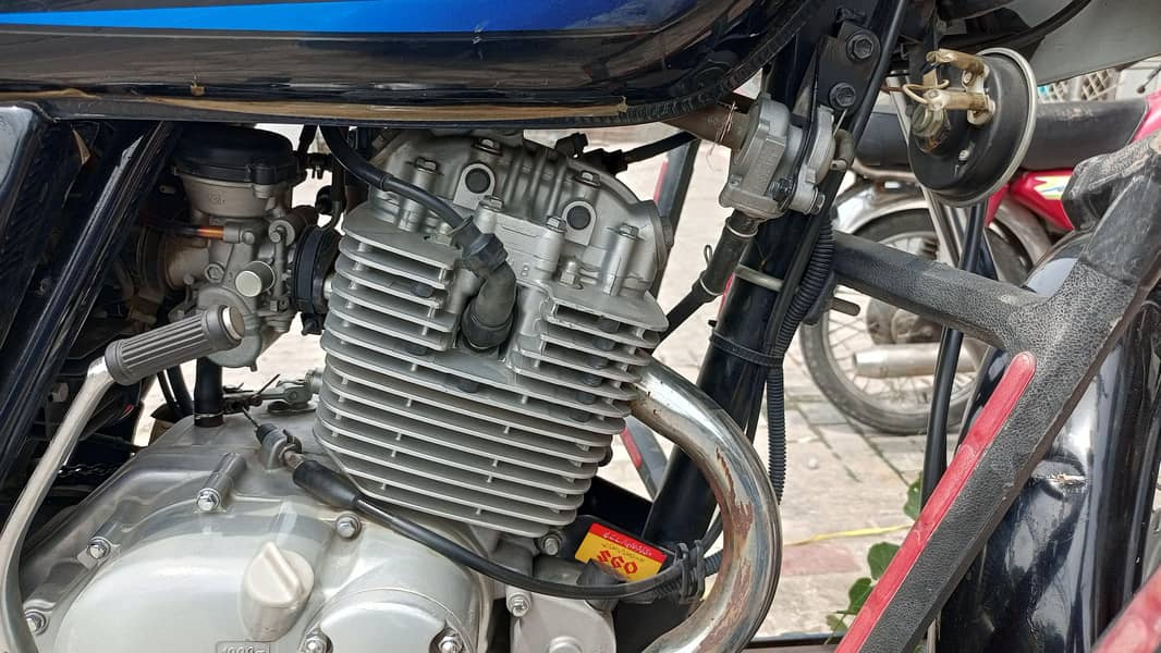 Suzuki 3