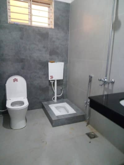New brand ground portion available for rent in main markaz G15