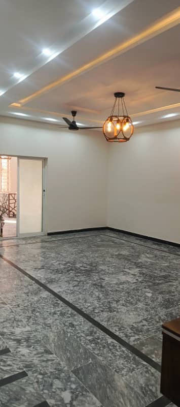 14 Marla New 3th Storey Brand House For Rent Water Boaring