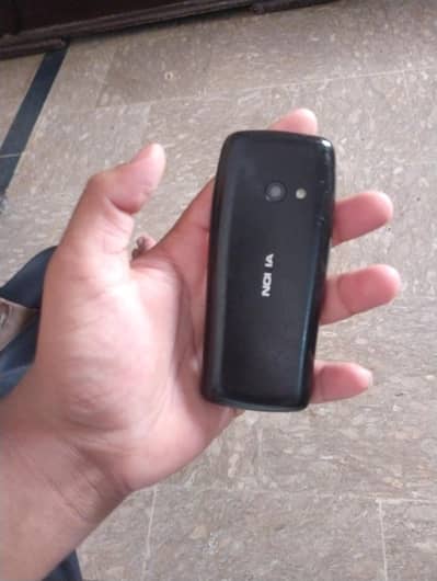 Nokia 210