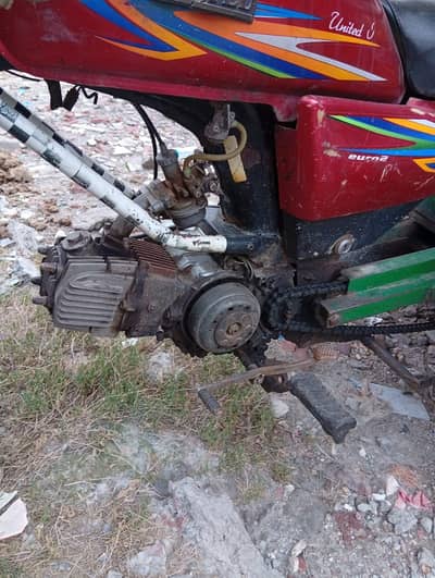 urgent for sale 2019 model hai number 2025 ka laga huwa haii