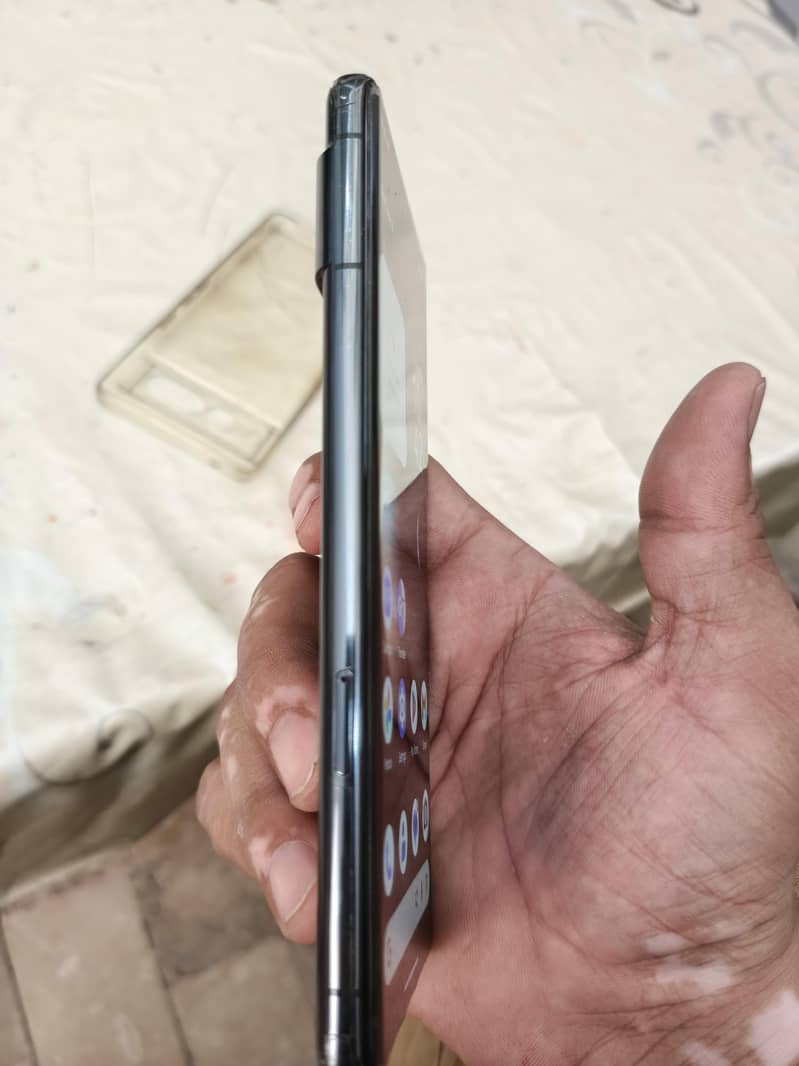 Google Pixel 7 Pro 2