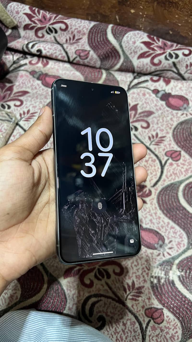 Google Pixel 8 1