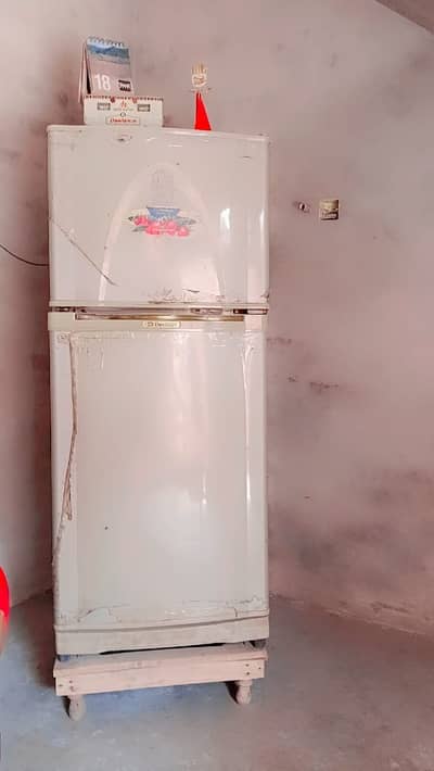Refrigerator Dawlance Urgent sale