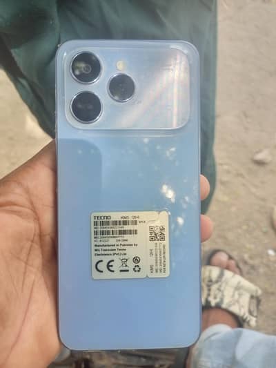 Tecno spark 40