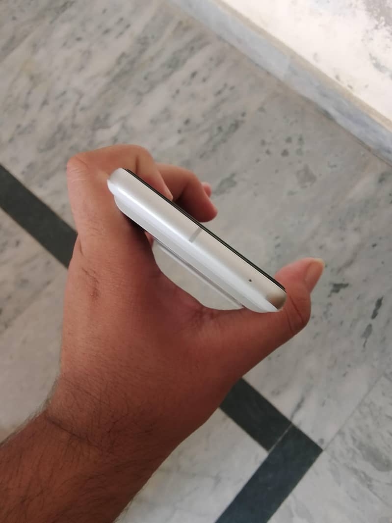Google Pixel 7 2