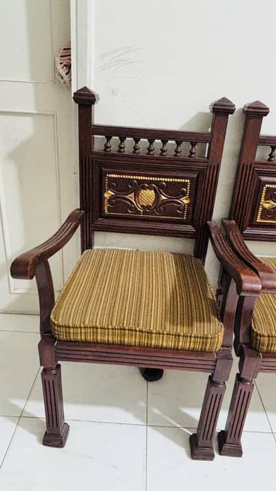 4 seater wooden sofa set