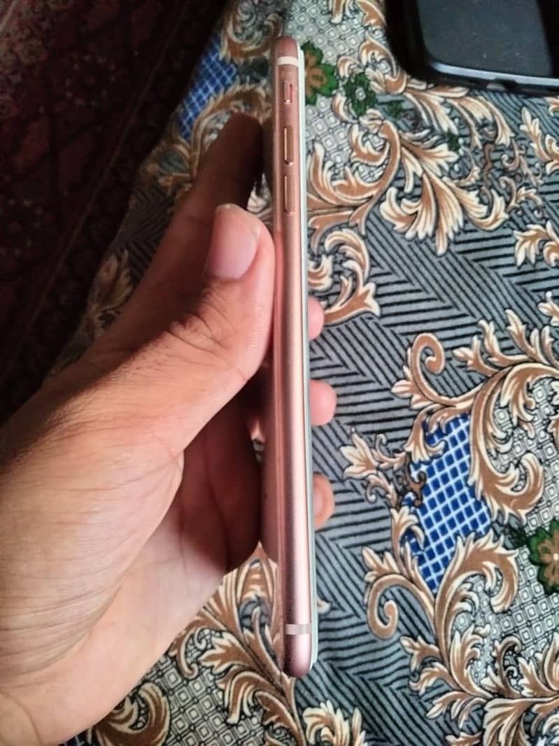 Apple iPhone 8 Plus 6