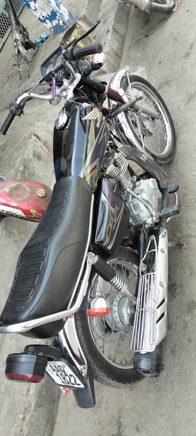 Honda 125. . . . 20/21 model