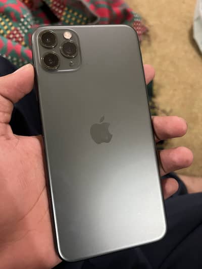 Iphone 11 pro max PTA APPROVED( 10/10 all okay) with box