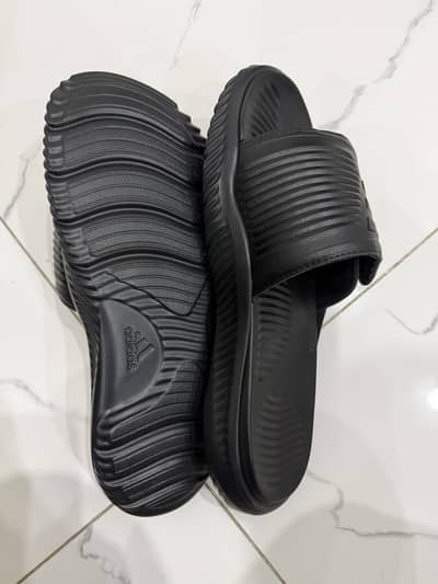 Adidas slides Alpha bounce
