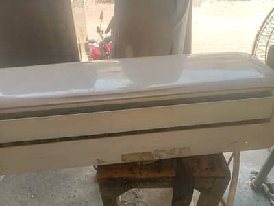 haier company ka AC ha 1.5 ton Ka ha