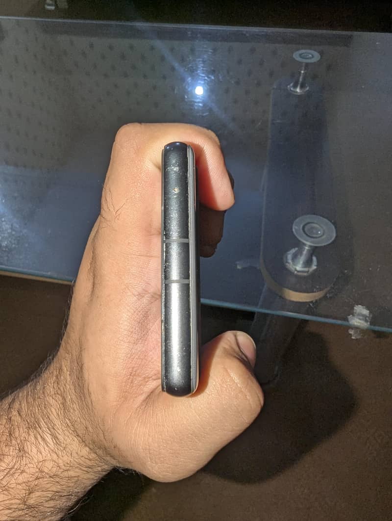 Google Pixel 7a 3