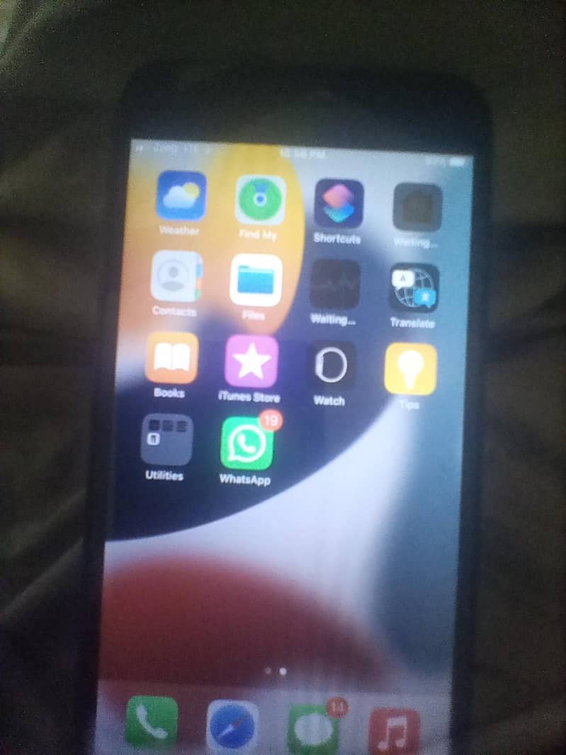 Apple iPhone 7 Plus 1