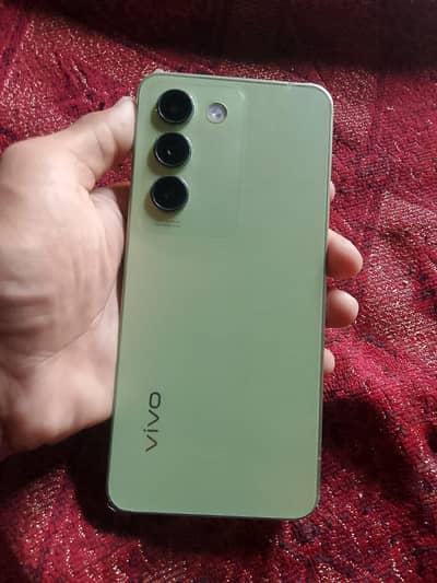 Vivo Y100